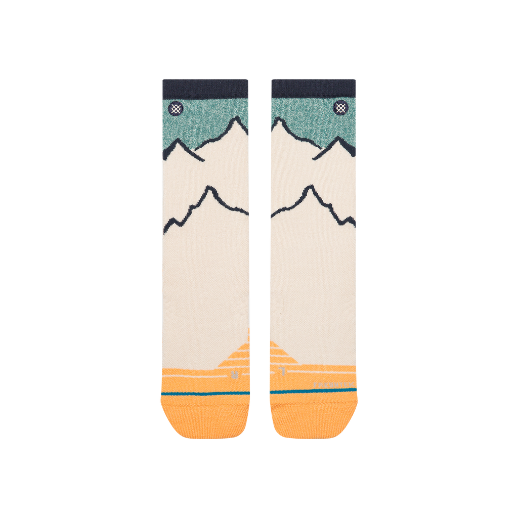 PEAKING HIKE CREW